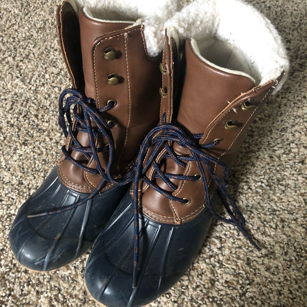 London Fog Duck Boots
